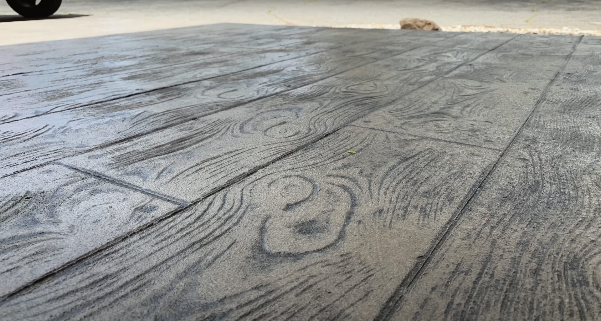 Decorative stamped concrete flooring Beautiful stamped concrete with decorative patterns and textures